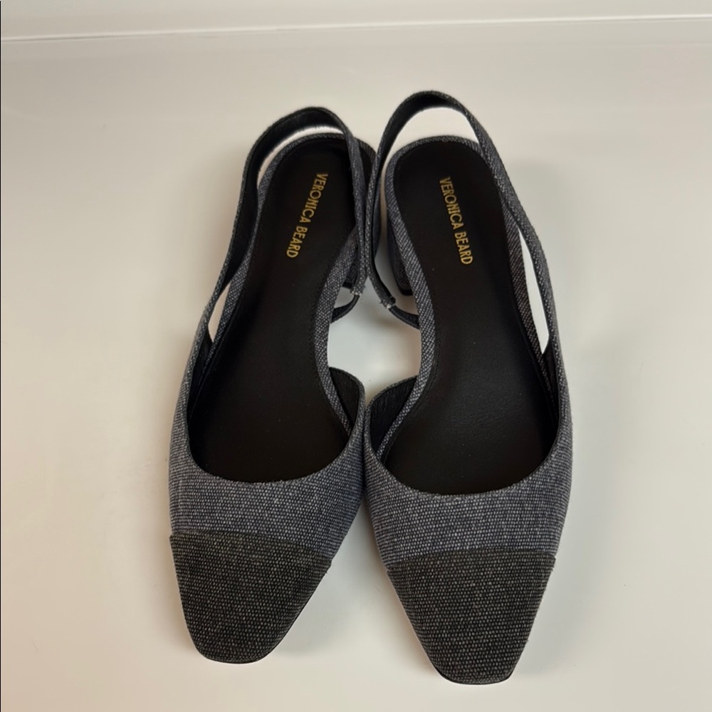 Veronica Beard Cecile denim cap toe slingback. Size 7.5